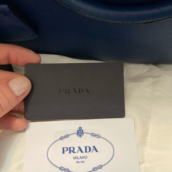 Prada bag - Picture 8 of 8